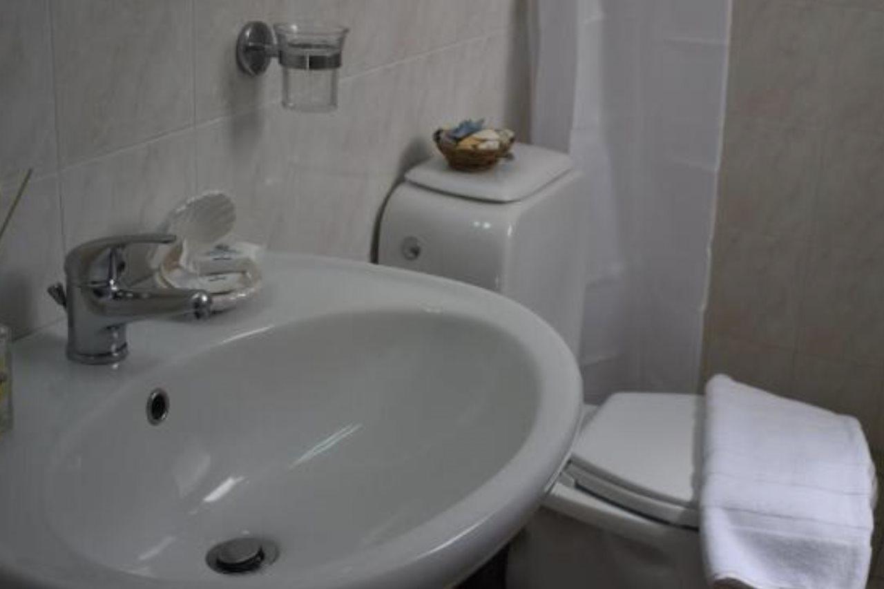 Mediterranea Apartments Като-Даратсо Экстерьер фото