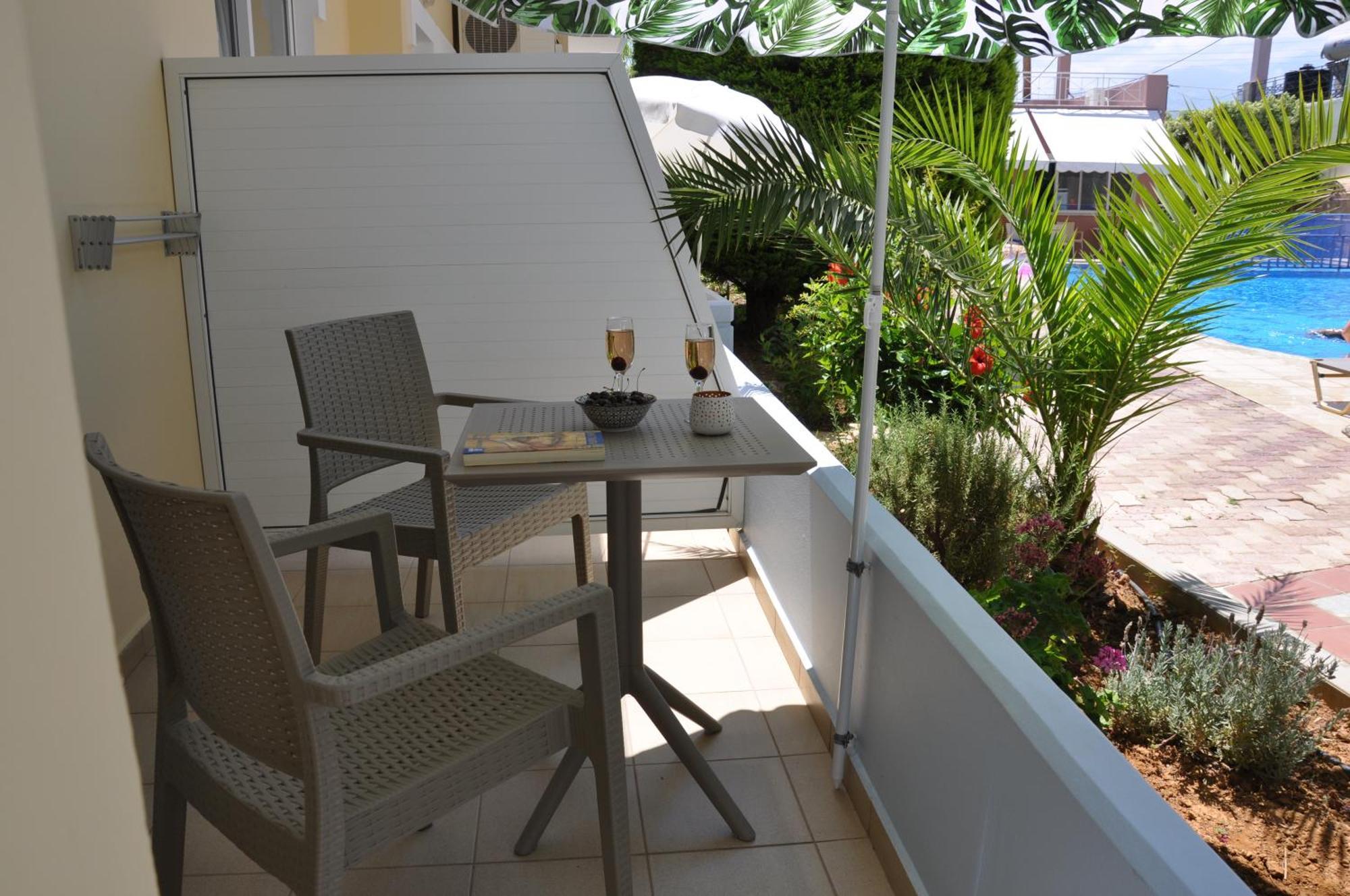 Mediterranea Apartments Като-Даратсо Экстерьер фото